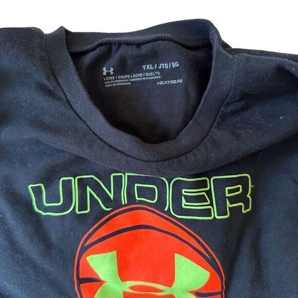 COPY - Under Armour boys long sleeve T-shirt size YXL - Picture 2 of 2